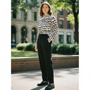 Lita by Ciara merino wool blend sweater size XXS‎